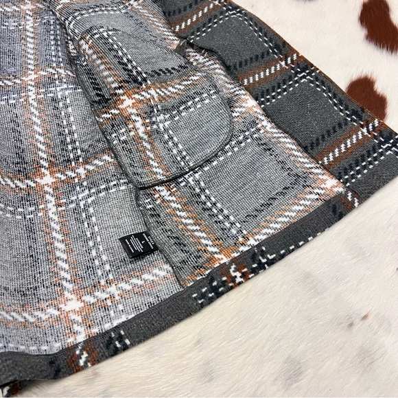Pottery Pot • Plaid Wool Coat Blazer - Picture 7 of 8